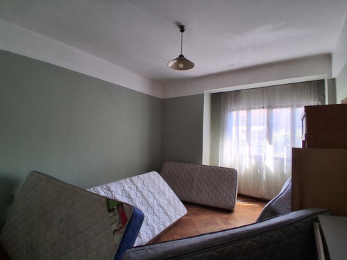 Arriendo Céntrica Bodega Comercial, Arturo Prat - Av. Matta.