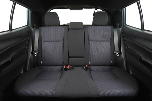 Imagen 9 de 15 de Toyota Yaris Xls M/t 5p