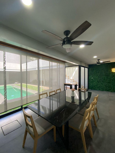 Casa En Venta En Residencial Dzitya, Merida.
