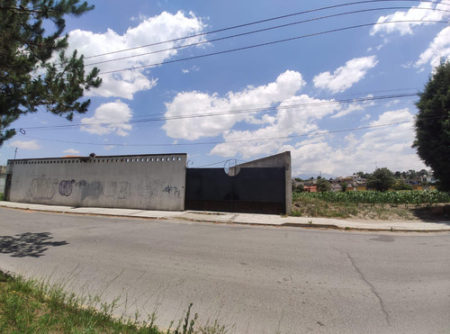 Venta De Terreno Para Desarrolladores 1950m2 En Ocotitlan Metepec