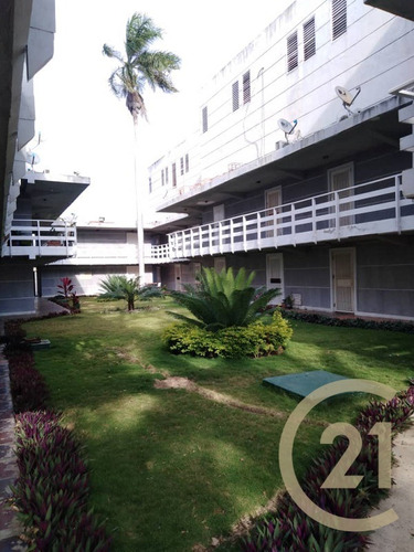 Imagen 2 de 10 de Apartamento En Venta En El Doral Beach