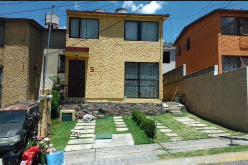 Casa En Venta Robles # 5, Col. Real De Atizapan, Atizapan De Zaragoza, Edo. Mex. Cp. 52945 Mlci36