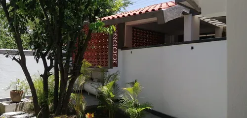 Hermosa Casa Contemporánea En Venta, Frente Al Fairway, Club De Golf Santa Fe, Morelos