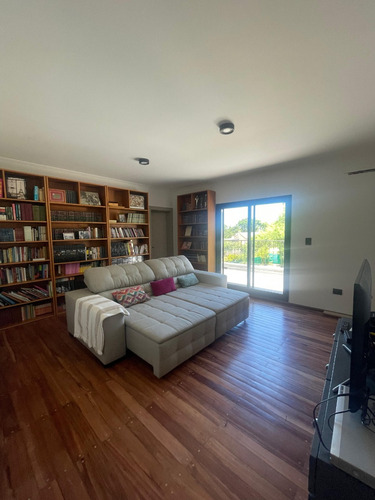 Se Vende Increible Casa En Barrio La Paloma, Villa Allende!!