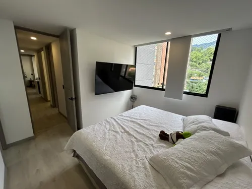Apartamento En Arriendo En Envigado Sector Loma De Los Mesa (25573).