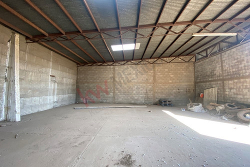 Bodega En Renta De 300 M2 En Carretera Chihuahua - Cuauhtémoc Enseguida De La Unión Ganadera