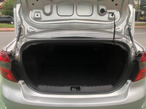 Ford Ka Ka 1.5 TI-VCT FLEX SE SEDAN MANUAL