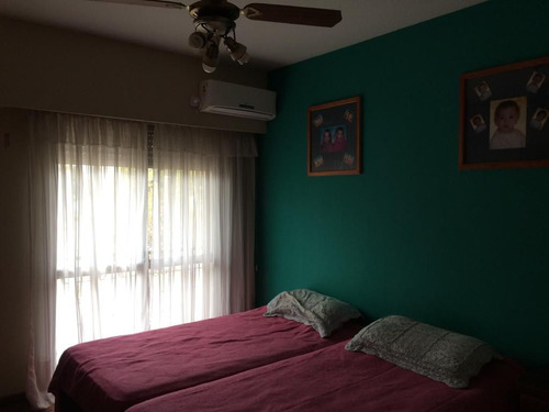 Casa En Venta En Barrio