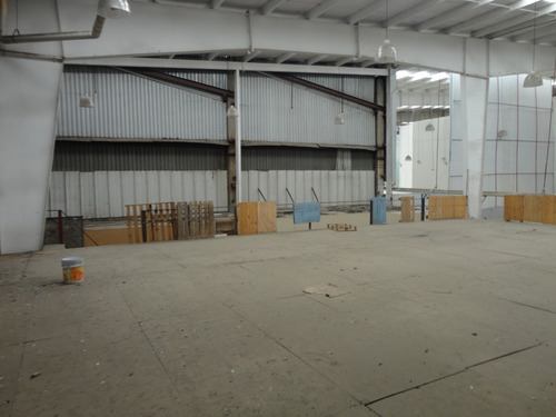 Bodega Comercial En Renta Y Venta Sobre Norte 45 De 1914m2, Altura De 9 A 11 Metros.
