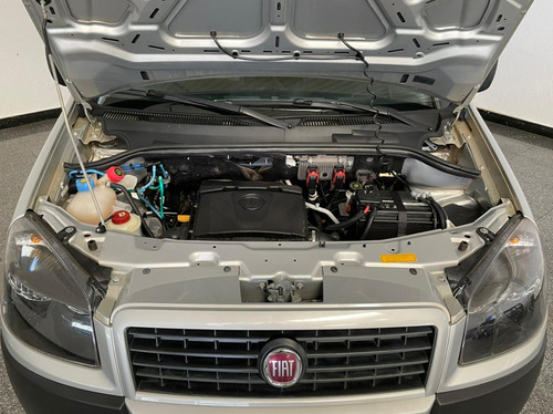 Fiat Doblò Essence 1.8 16v (flex)