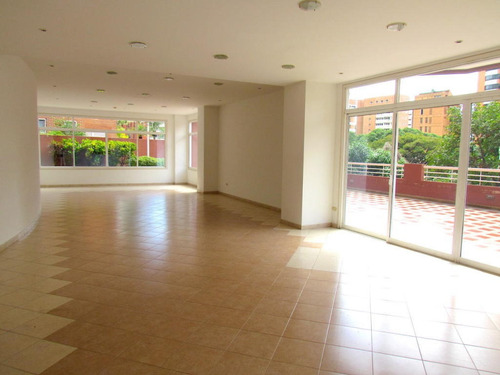 Imagen 13 de 14 de Ramiro E. Ruiz Vende Apto En El Rosal Mls #20-13858