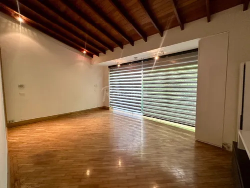 Casa En Arriendo En San Lucas. Cod A776086