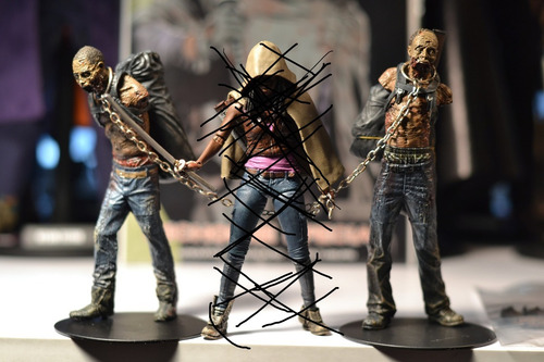 Imagen 3 de 5 de The Walking Death Michonne Zombies Incluye Michonne