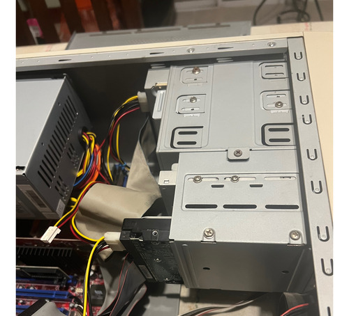 Cpu ( Enciende Y Luego Se Apaga) (Usado)
