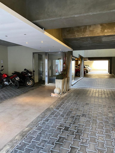 Departamento Monoambiente Moderno, Cómodo Y Luminoso - Limpieza Semanal