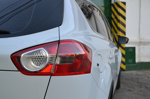 Ford Kuga 2.5 Titanium At 4x4 L (ku05)