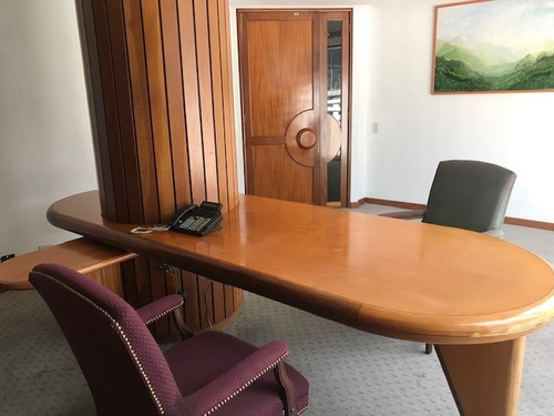 Oficina En Alquiler Los Palos Grandes 546 M2