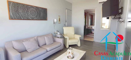 Imagen 27 de 30 de Cad Ocean Front 202. Terraza En Esquina Con Vista Frontal Al Mar