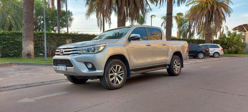 Imagen 1 de 20 de Toyota Hilux