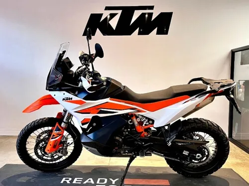 Ibague Tolima Zapatillas Adidas Motos 0 a 8.500 km TuCarro