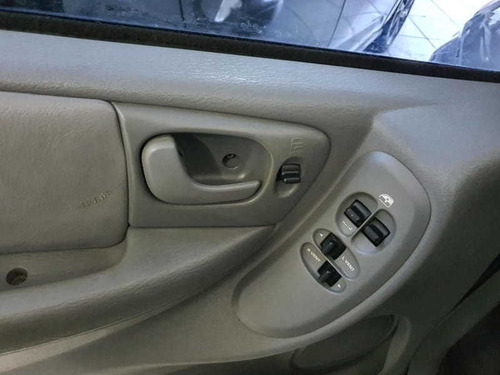 Imagem 9 de 14 de Chrysler Caravan Se 3.3 V-6 12v 4p