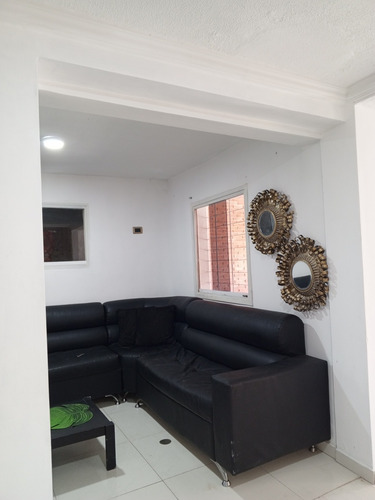 Tree002 Elegante Town House En Laguna Club De 180m2