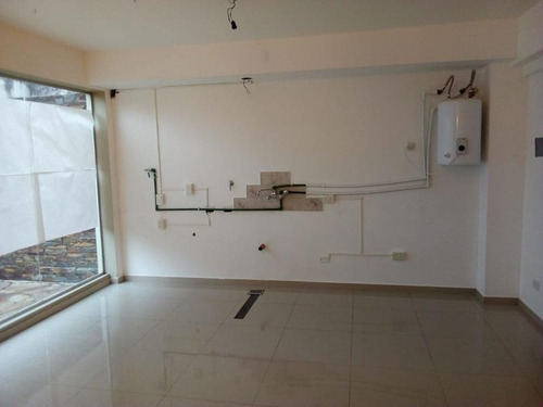 Imagen 4 de 5 de Local En Venta En Banfield Este