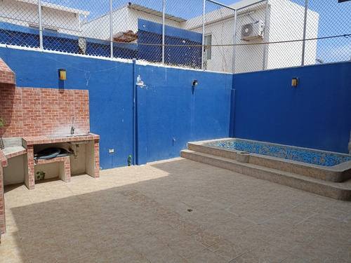 Se Vende Villa Amoblada