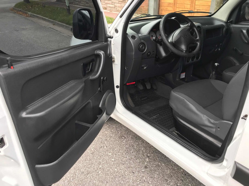 Peugeot Partner Furgon Confort Full 1.6hdi