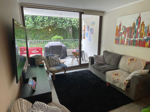 Arriendo 2d+2b+e Con Patio En Plaza Ñuñoa, Cercano Metro