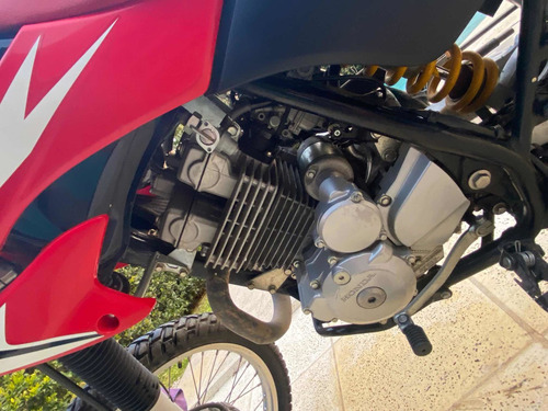 Imagen 2 de 18 de Honda Tornado Xr 250