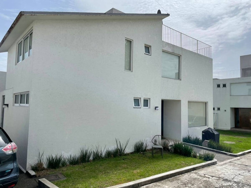 Imagen 1 de 14 de A Un Costado De Arcos Bosques Y A Un Paso De Corporativos De Santa Fe