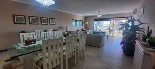 Imagen 3 de 19 de Vendo Apartamento 3 Dormitorios Mansa Punta Del Este