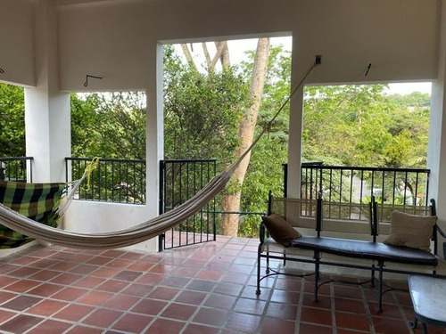 Imagen 17 de 21 de Casa En Venta En Prados Del Este 22-469 Gustavo Nieves 0412 6057058 G6