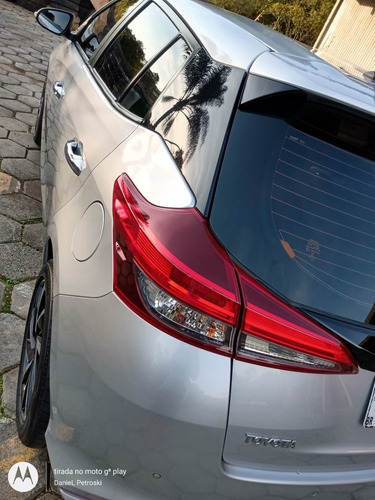 Imagem 11 de 15 de Toyota Yaris Hatch Xls 1.5 Flex 16v 5p Teto Solar Aut Cvt 19