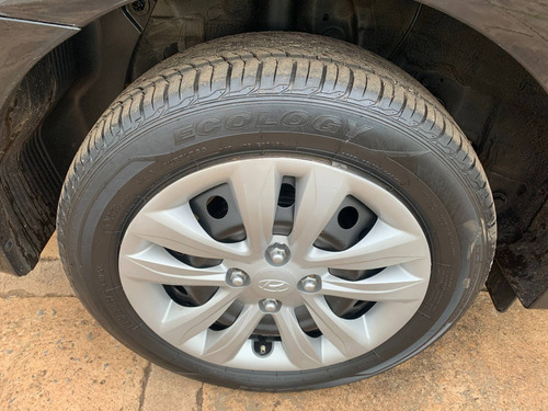 Imagem 13 de 15 de Hyundai Hb20s 1.6 Comfort Plus 16v Flex 4p Automático