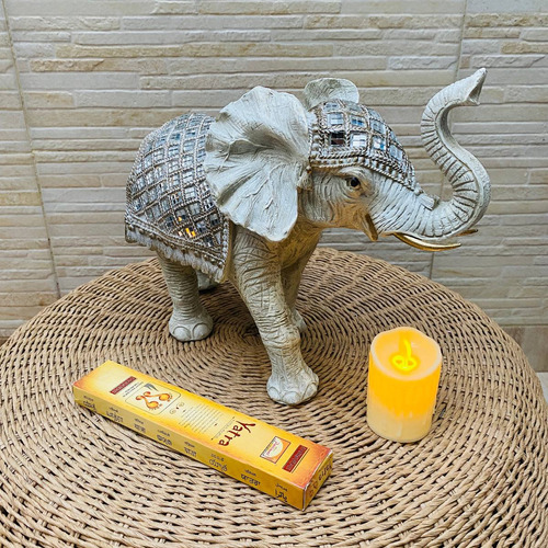 Elefante Con Fantasias Deco Importado Abundancia Resina 35cm