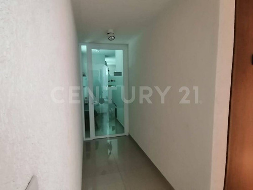 Edificio En Venta En Jardines De Santa Mónica, Tlalnepantla, Estado De México