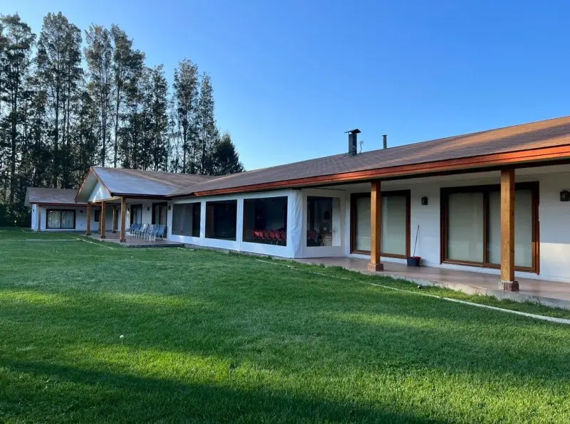 Imagen 2 de 15 de Vende Casa-parcela Limache 4d+7b+1bod+25est.+quincho+piscina