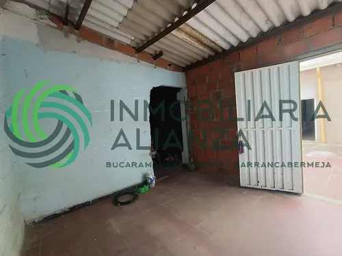 Bodega En Arriendo En Mutualidad. Cod A16897