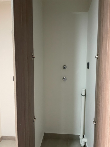 Oportunidad Se Vende Dpto 1d 1b 1e 1b Cercano Metro Lo Vial