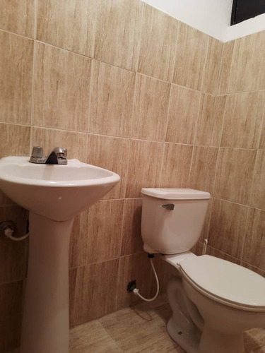 Imagen 13 de 19 de Fernando Guerrero Vende Apartamento En Tazajal Res Araguaney Suites
