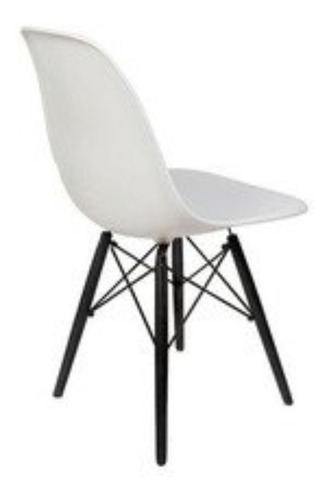 Imagen 3 de 4 de Silla Eames Tradicional En Polipropileno Blanca Patas Negras