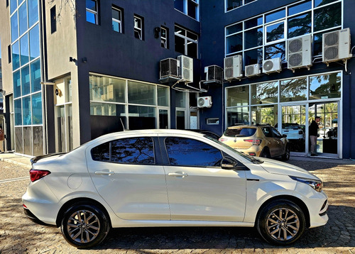 Fiat Cronos Drive 1.3 Pack Sdesing 2021 60.000km Fcio T/usad
