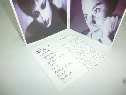 Cd New Order Low Life 1985 Importado Japão | MercadoLivre