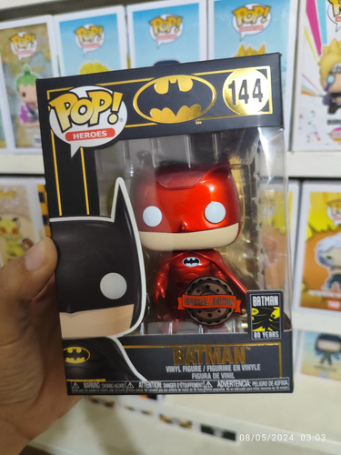 Funko Pop! Batman Red Chrome #144 - Batman 80th