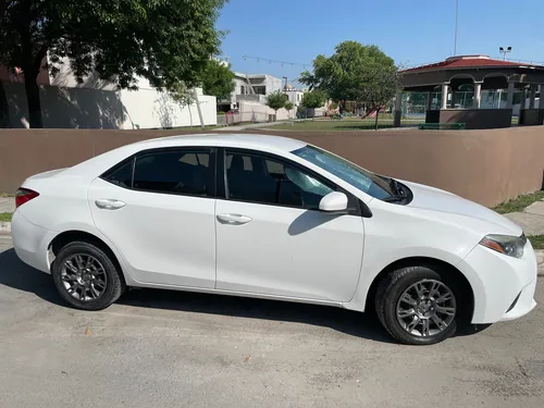 Toyota Corolla 1.8 Base Mt