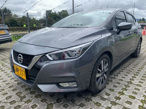 Nissan Versa 1.6 Advance