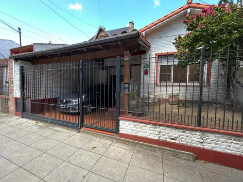 Casa En Venta En El Palomar