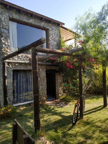 Hermosa Casa En Bella Vista Con Piscina Climatizada Privada Para 11 Personas + Mesa De Pool / Ping Pong